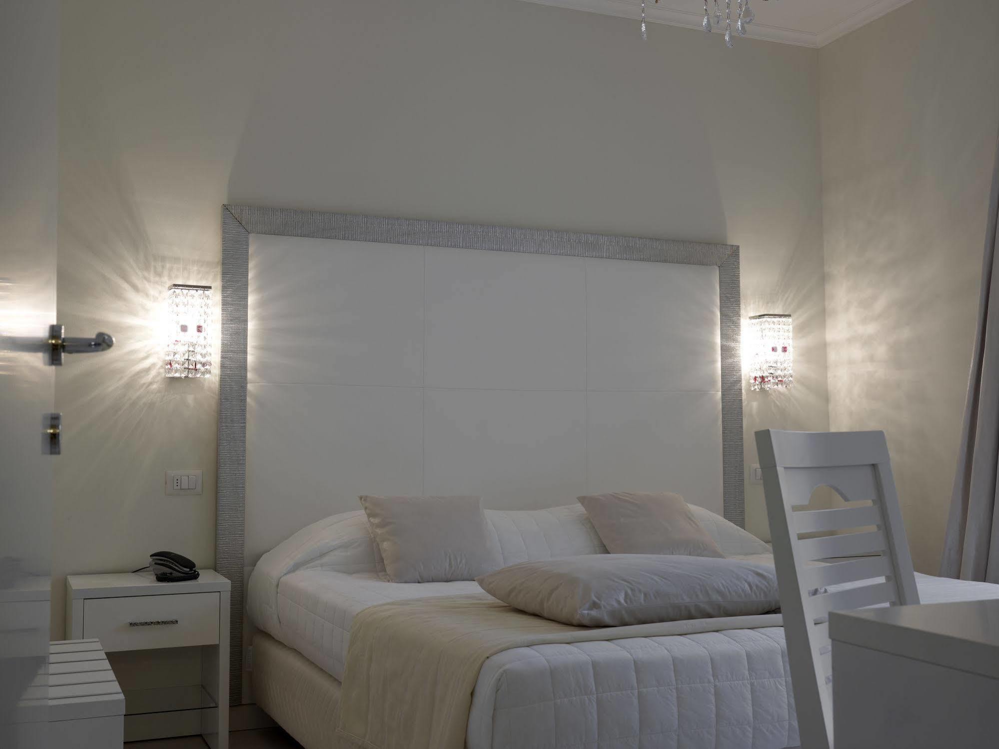 Hotel Mediterraneo Club Benessere Bellaria-Igea Marina Esterno foto