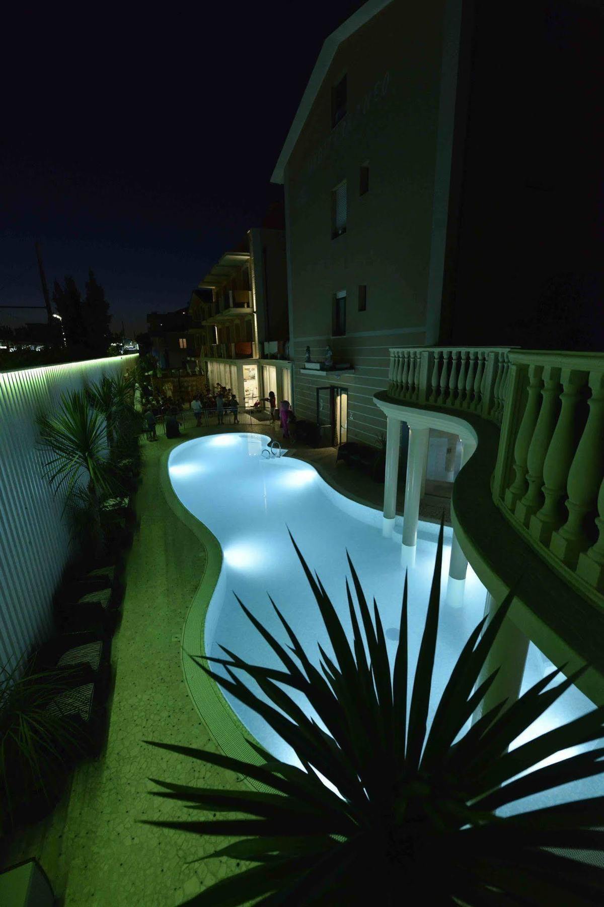 Hotel Mediterraneo Club Benessere Bellaria-Igea Marina Esterno foto