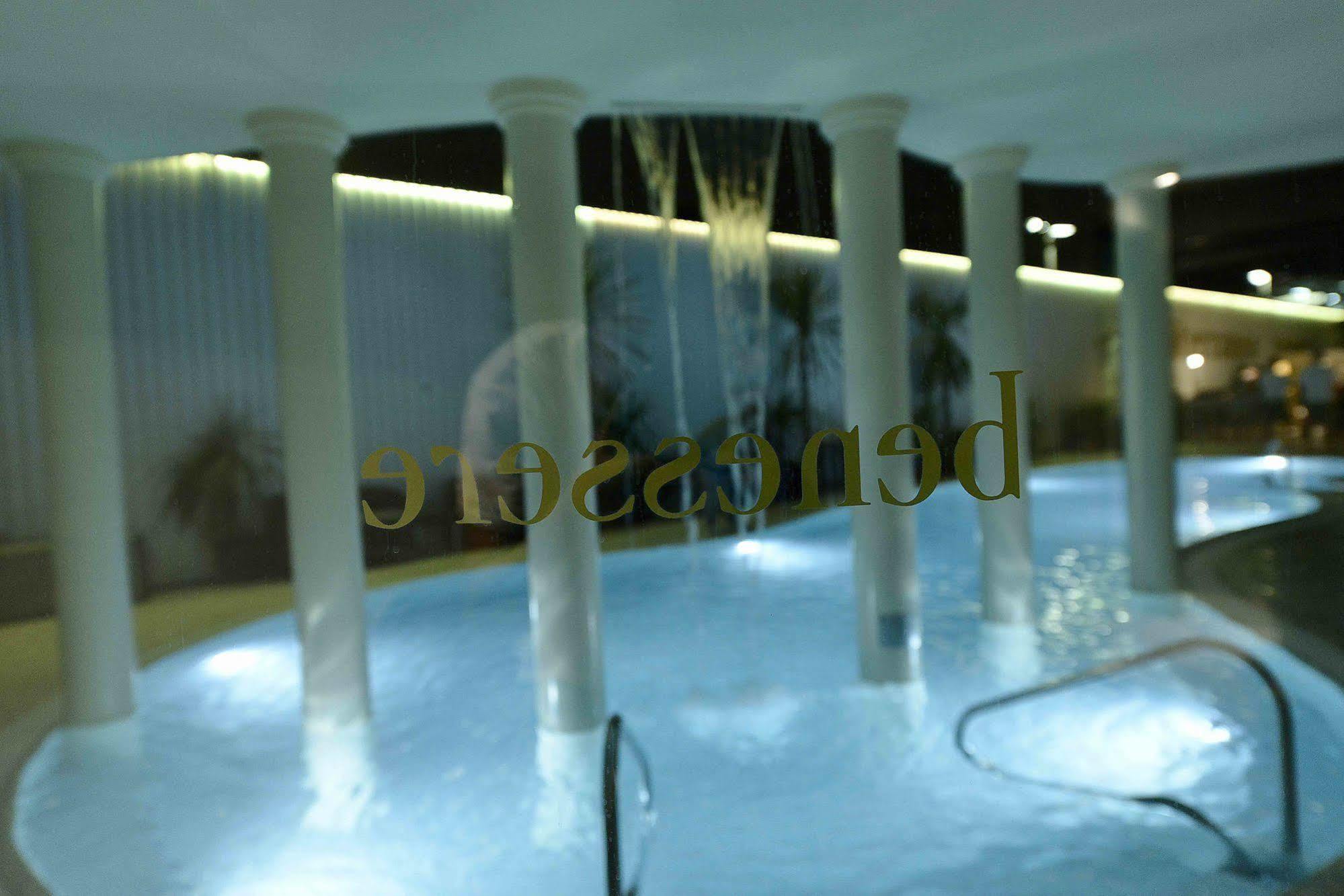 Hotel Mediterraneo Club Benessere Bellaria-Igea Marina Esterno foto